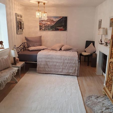Ferienwohnung Tiroler Auszeit & Whirlpool Höfen Extérieur photo